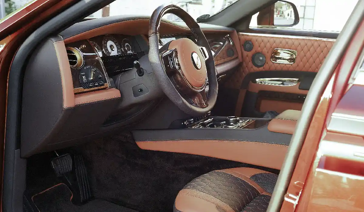 Rolls-Royce - Ghost Series II 6.6 - Car Rentals Near me - Used Cars Near me - Exclusive Concierge Club.webp